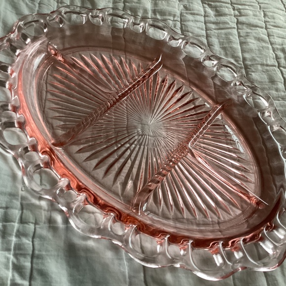 PINK DEPRESSION GLASS FIVE COMPARTMENT OPEN LACE EDGE, RETICULATED OVAL DISH - Picture 8 of 8